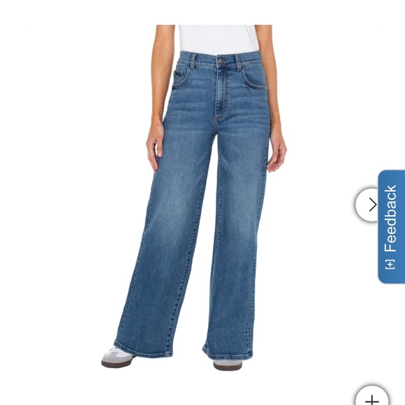 Well Worn Women’s Classic Blue Wide-Leg Jeans - Picture 4 of 4